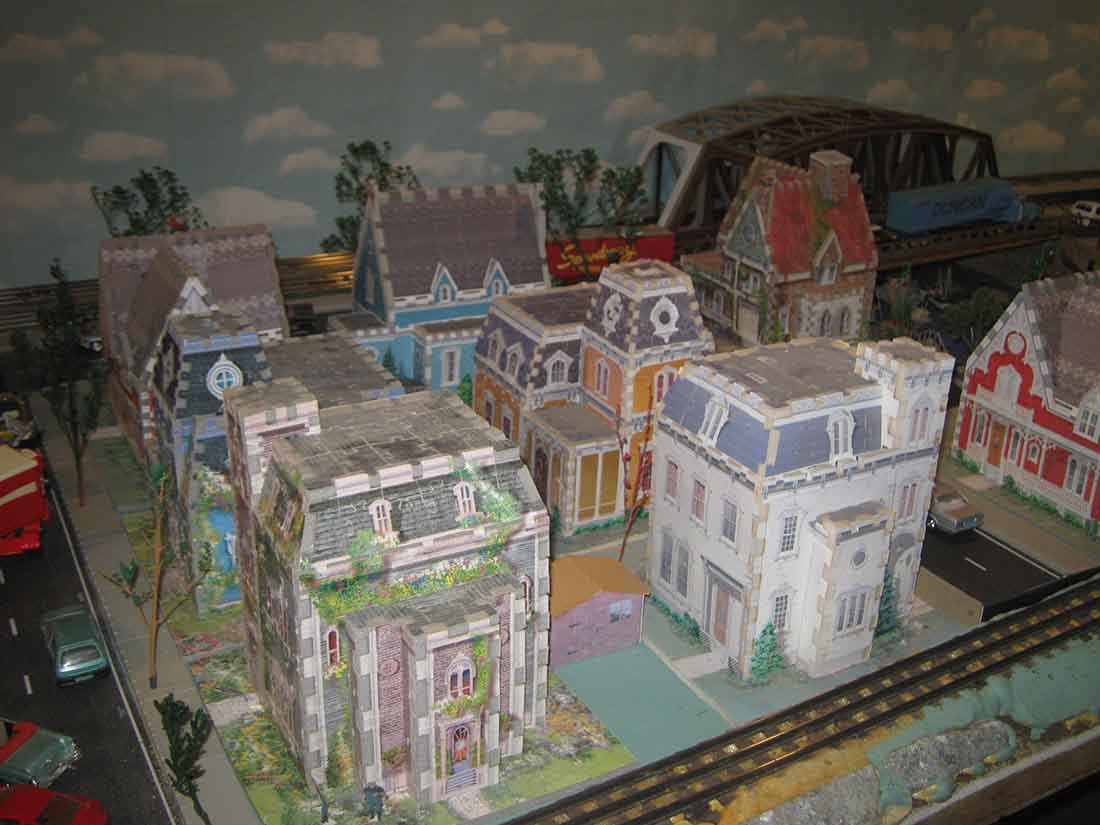 lionel train set houses