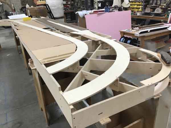 HO scale bench Santa Fe model railroad