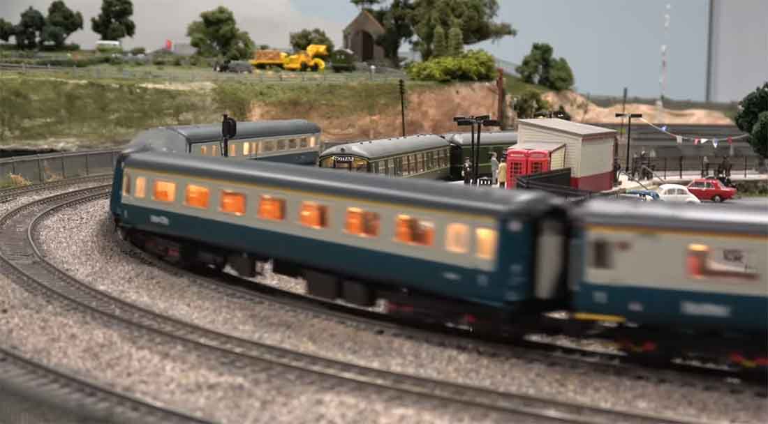 British model train layouts track curves
