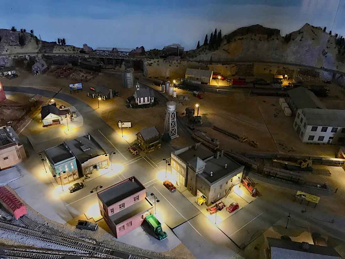 HO scale town view