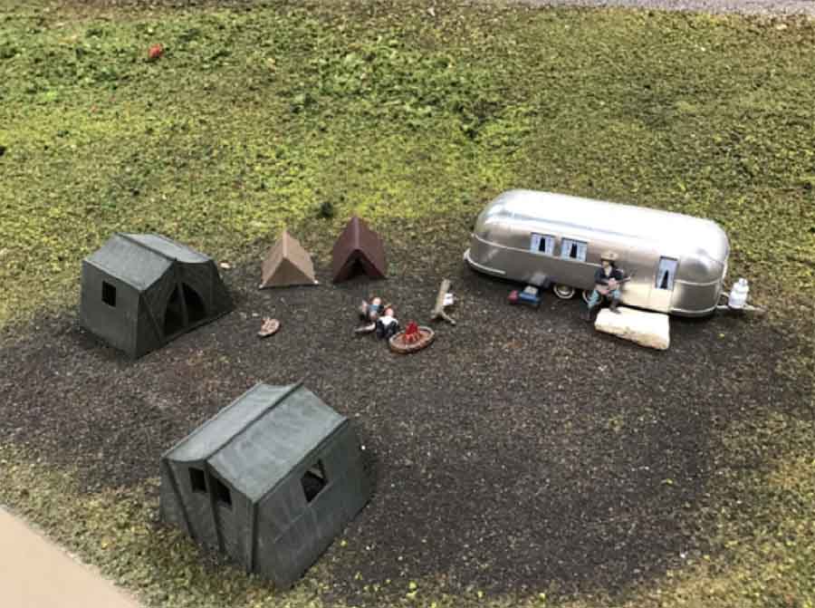 HO scale camp site