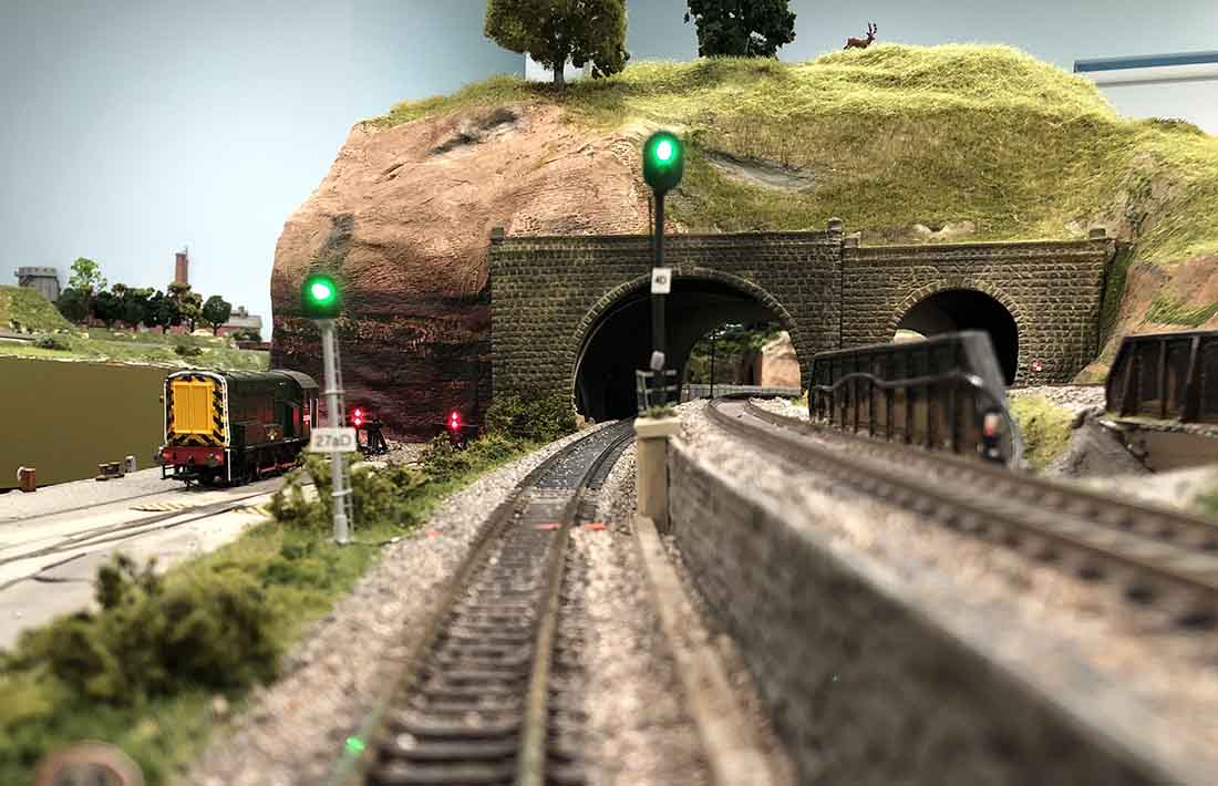 model train foliage