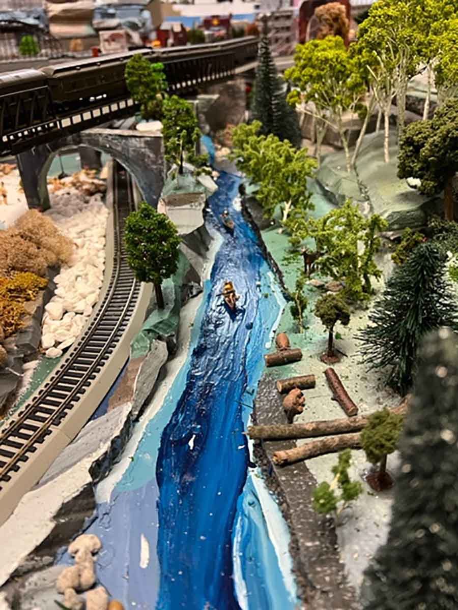 HO scale layout river