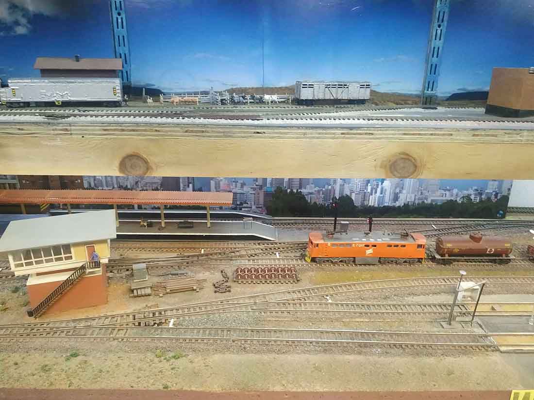 model railroad sidings