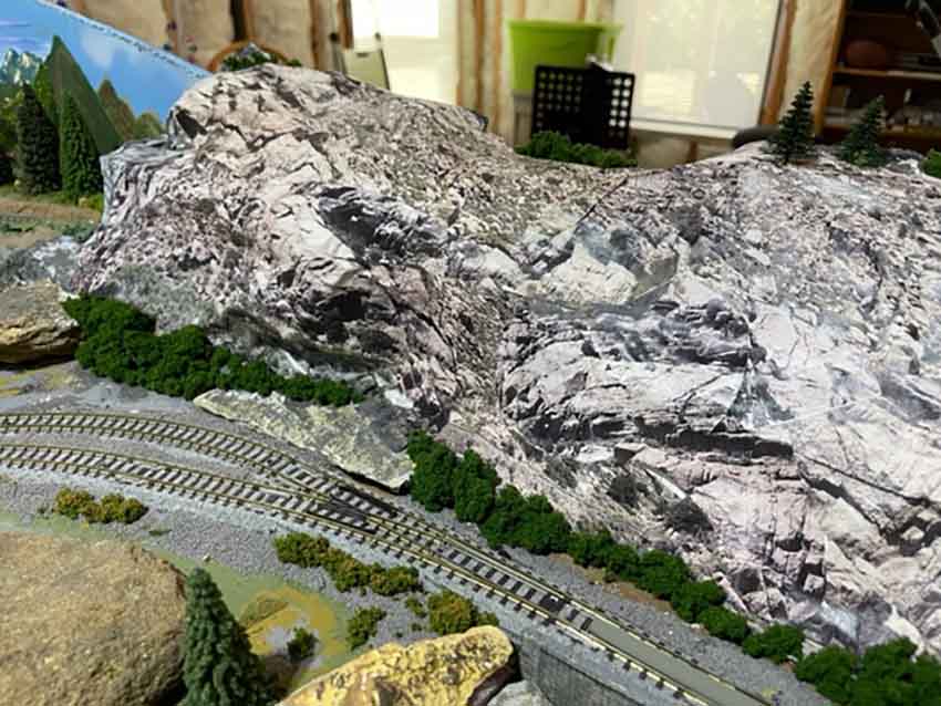 N scale cliff face