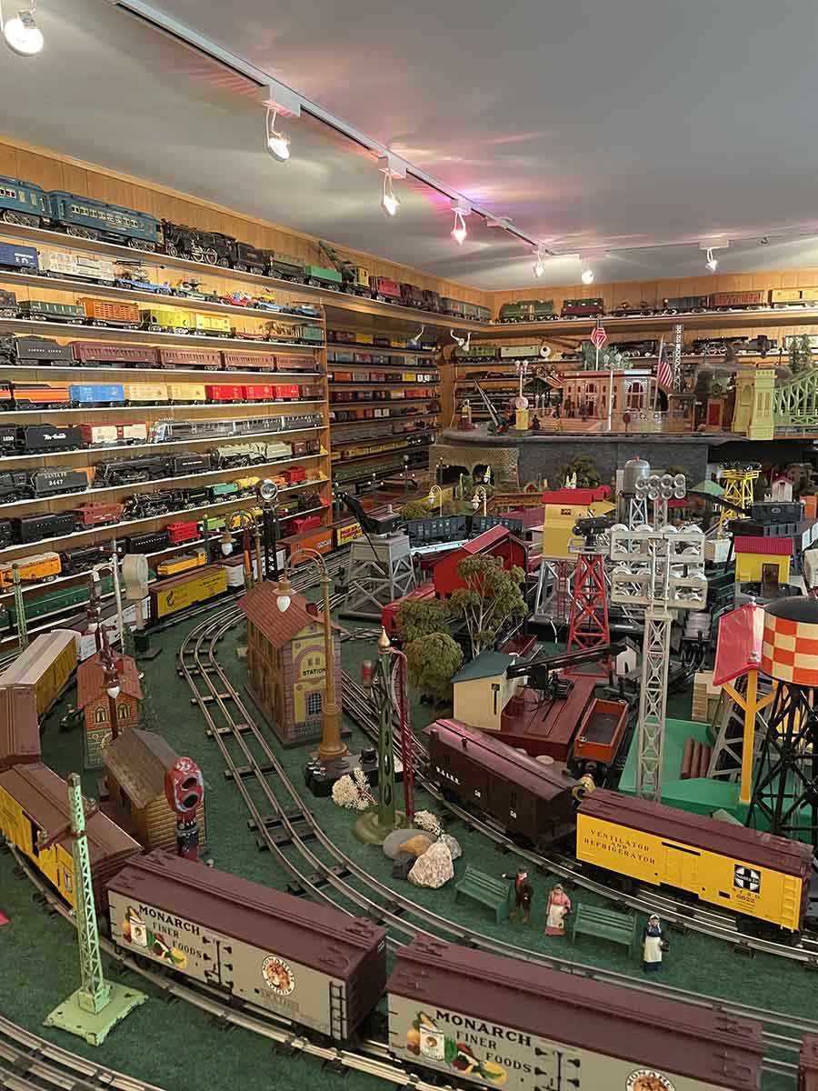 collecting model trains