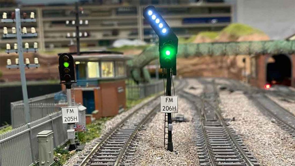 Model railway signals Model railroad layouts plansModel railroad