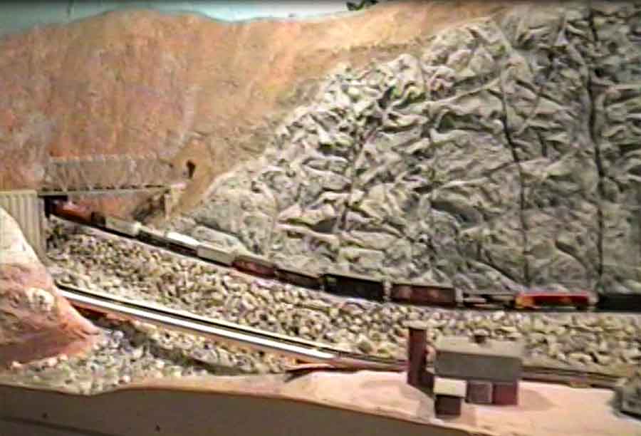 N scale coal mine freight