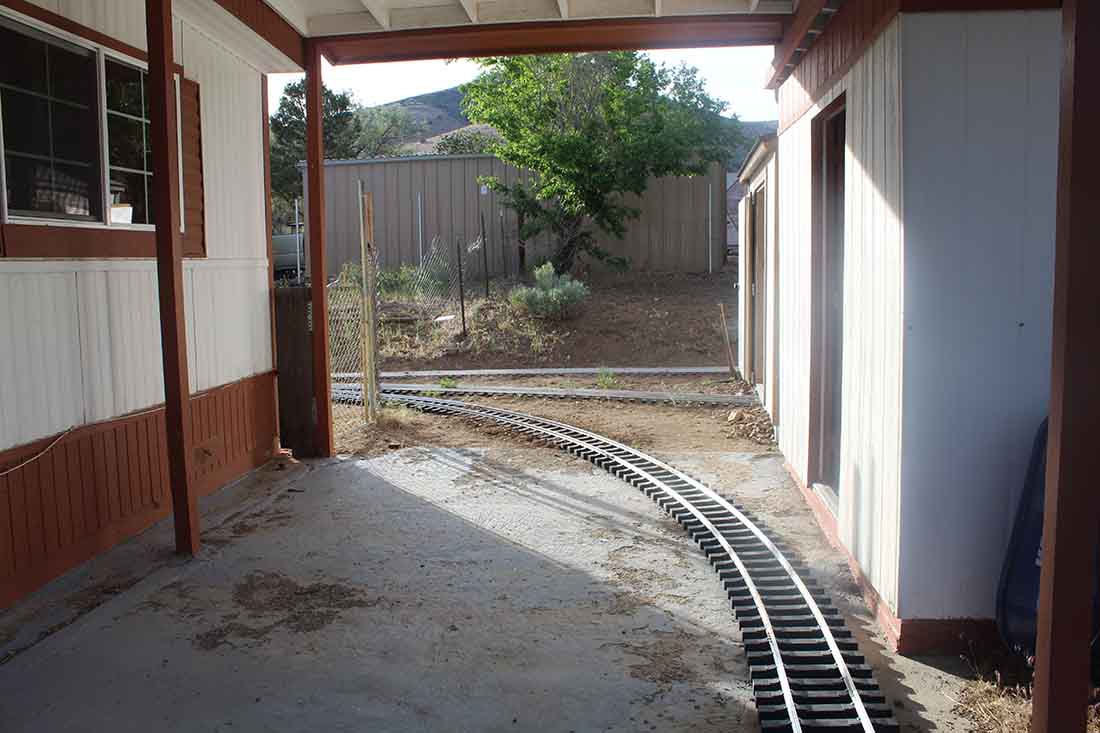 laying small gauge track