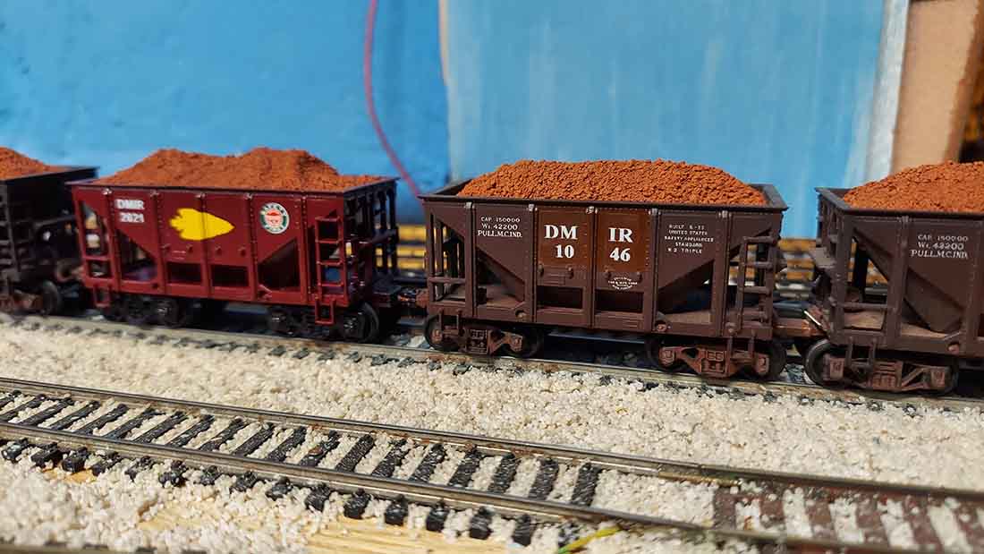 Ho scale freight