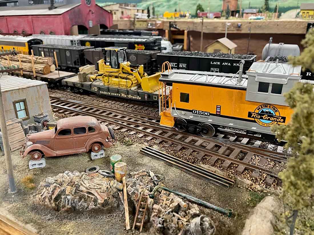 O scale flat bed freight