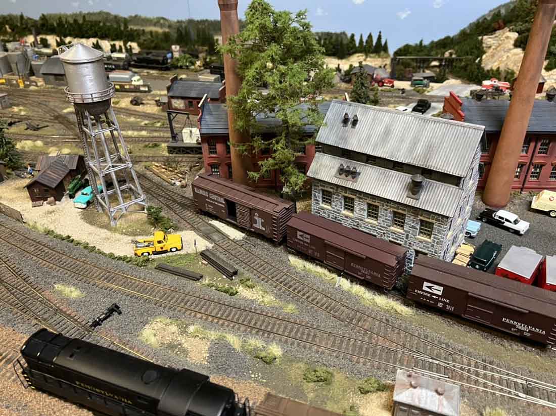 HO scale switching layout watertower