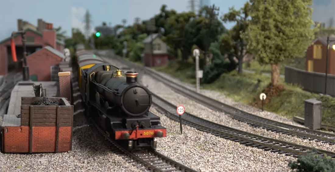 thumbnail image 2 of N Scale Telegraph Poles (24-Pack) - 1:150 Scale Model Railway Power Lines By Evemodel 2 of 3