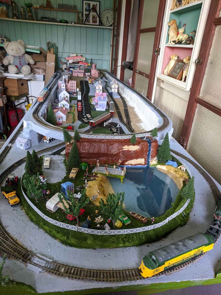 Model train tunnel - Model railroad layouts plansModel railroad layouts ...