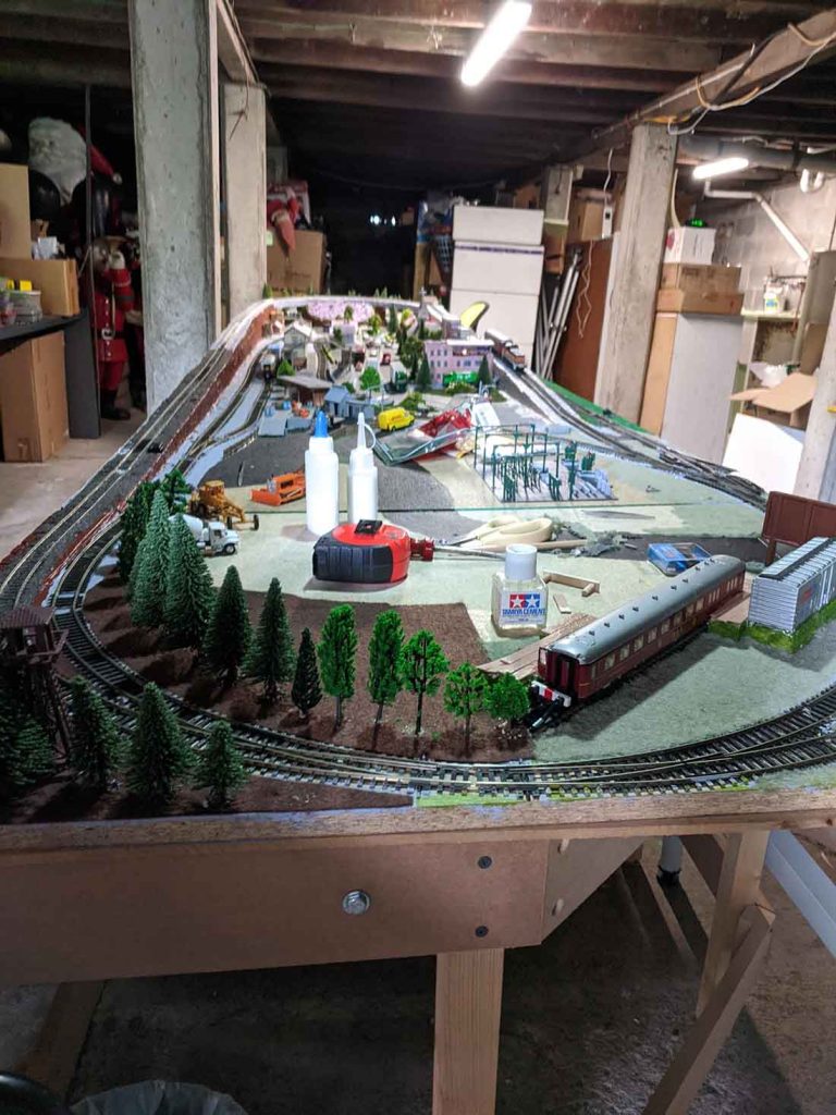 Model train tunnel - Model railroad layouts plansModel railroad layouts ...