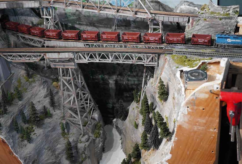 HO scale lift bridge Model railroad layouts plansModel railroad