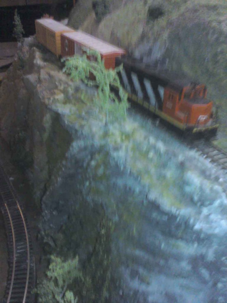 HO scale diesel loco - Model railroad layouts plansModel railroad ...