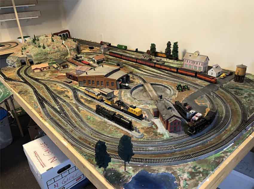 HO scale layout DCC