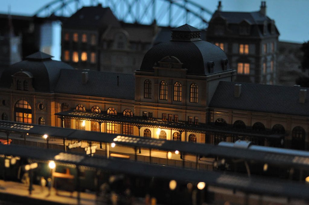 HO scale detail parts - Model railroad layouts plansModel railroad ...