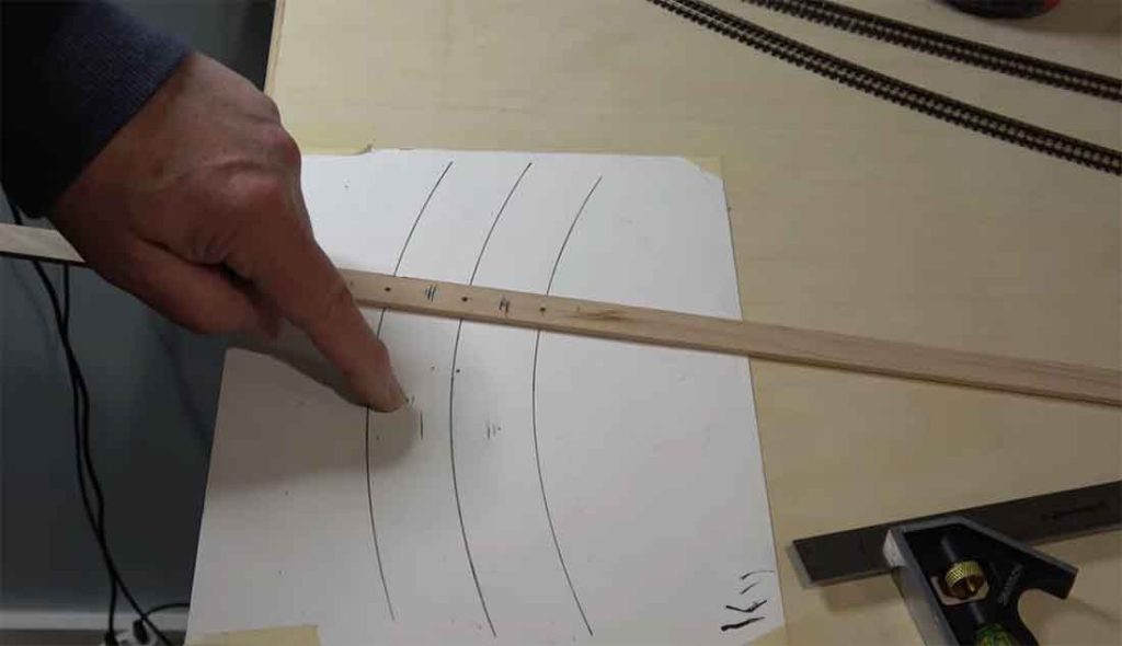 N scale curve radius Model railroad layouts plansModel railroad