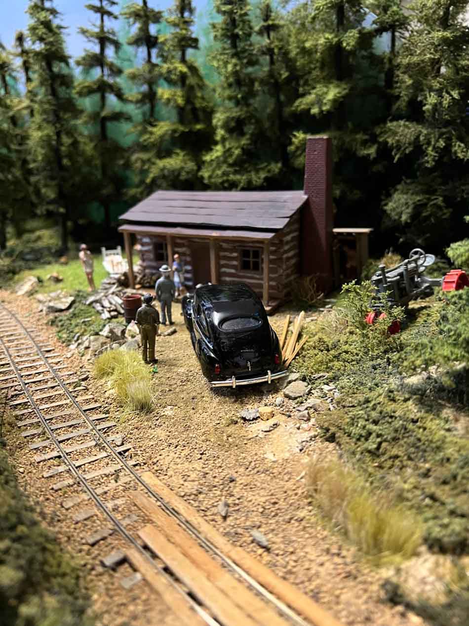 O scale hut by track