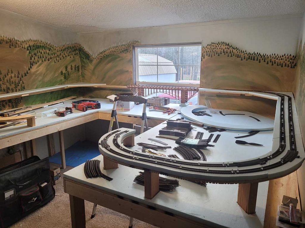 Model Train Setup Starting a train layout - Model railroad layouts plansModel railroad ...