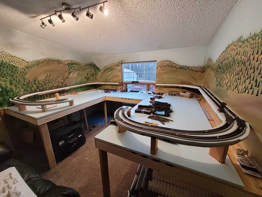 model railroad u shape track