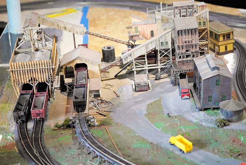 Model railroad quarry Model railroad layouts plansModel railroad