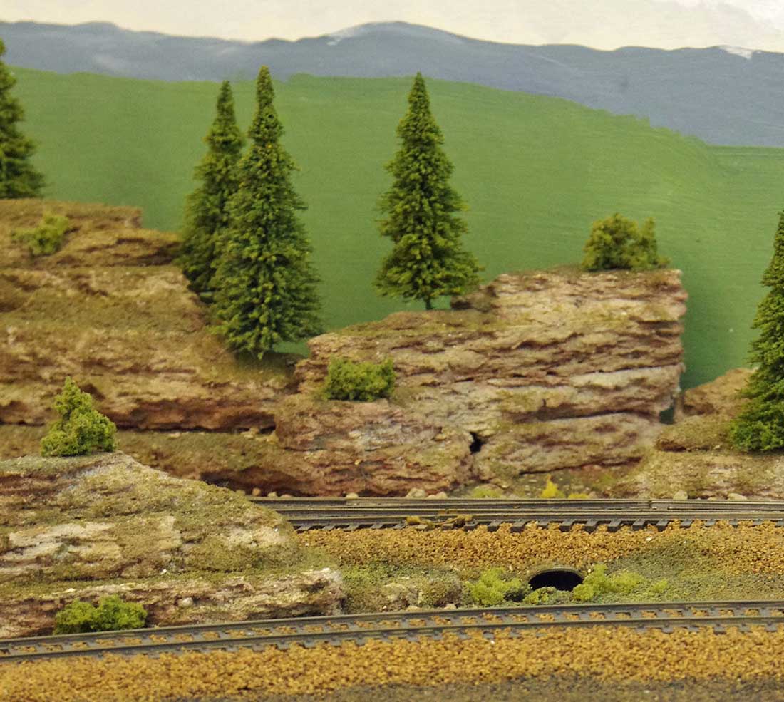 HO model railroad scenery
