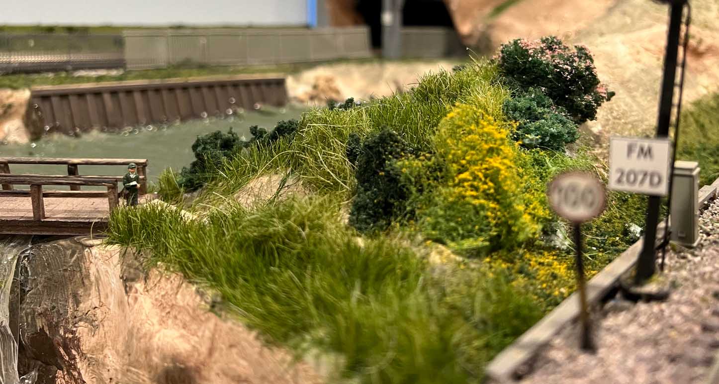 model railroad airbrush
