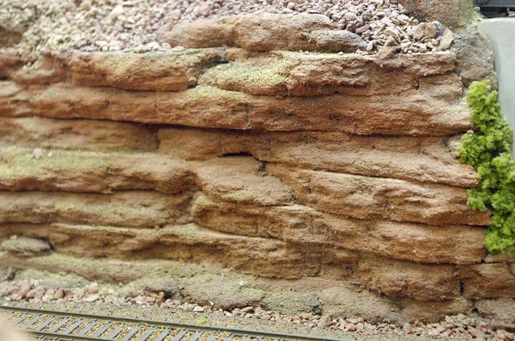 Ho Scale Rocks Model train Santa Fe scenery - Model railroad layouts plansModel ...