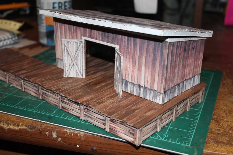 N scale cardstock buildings free - Model railroad layouts plansModel ...
