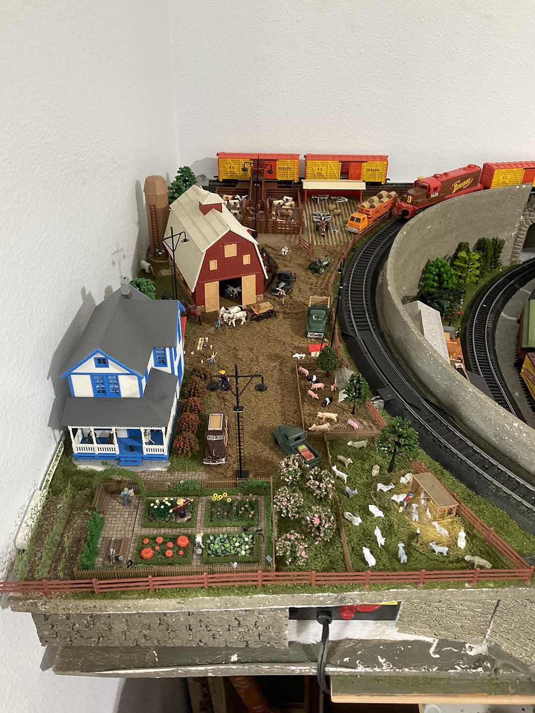 model railroad farm