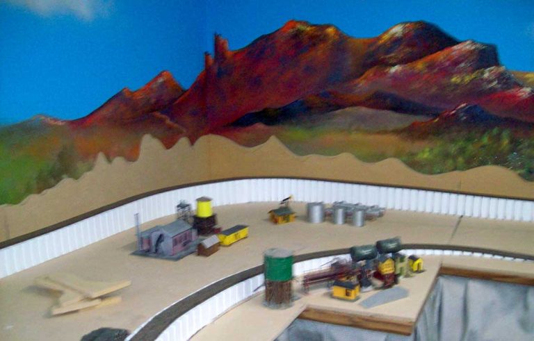 Model Train Loop Backside Model railroad loop - Model railroad layouts plansModel railroad ...