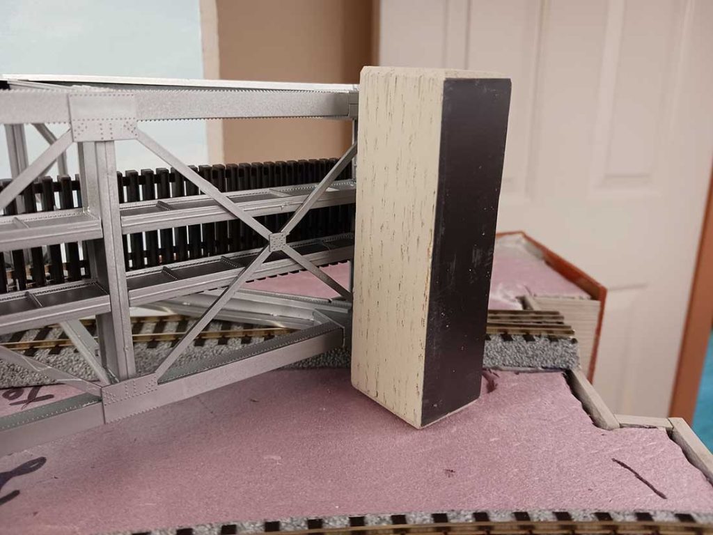 Model railroad lift out bridge Model railroad layouts plansModel