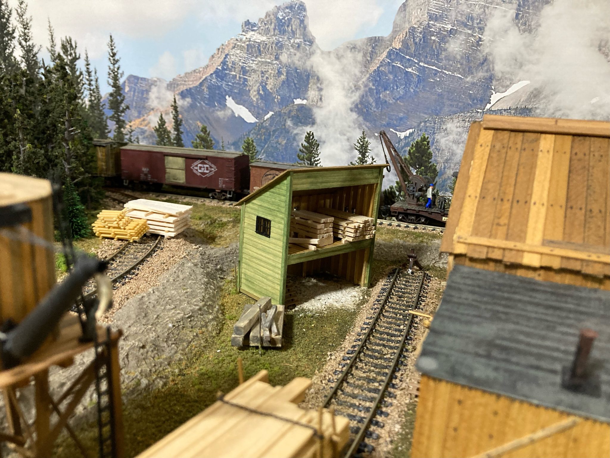 HO train industries - Model railroad layouts plansModel railroad ...