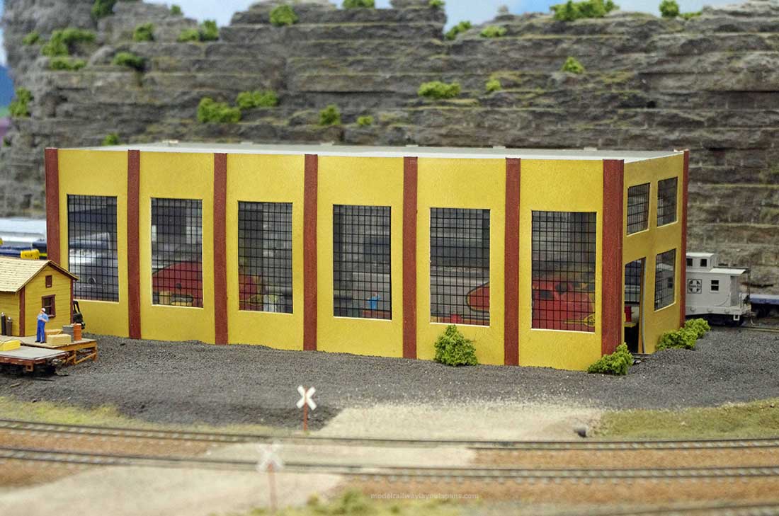 trackside engine house