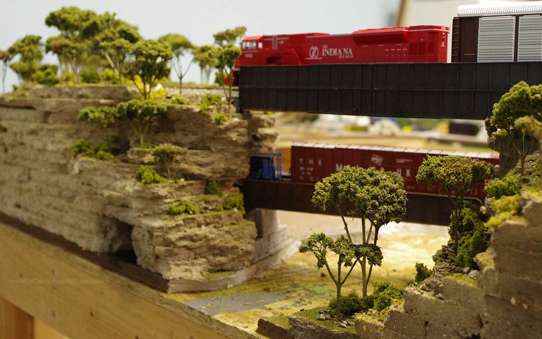 model railroad bridge