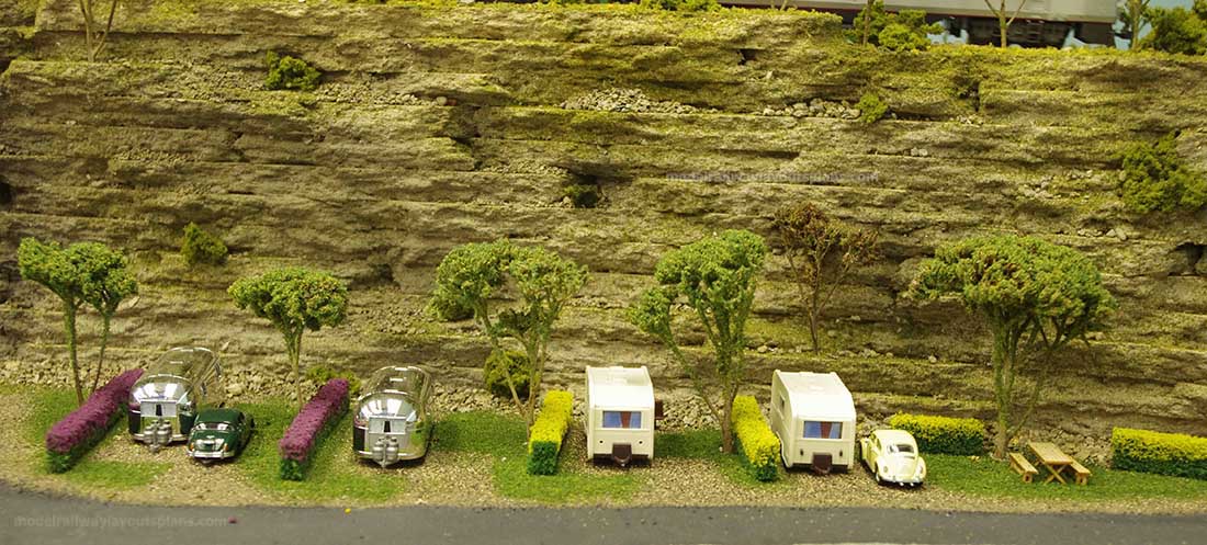 HO scale model train scenery