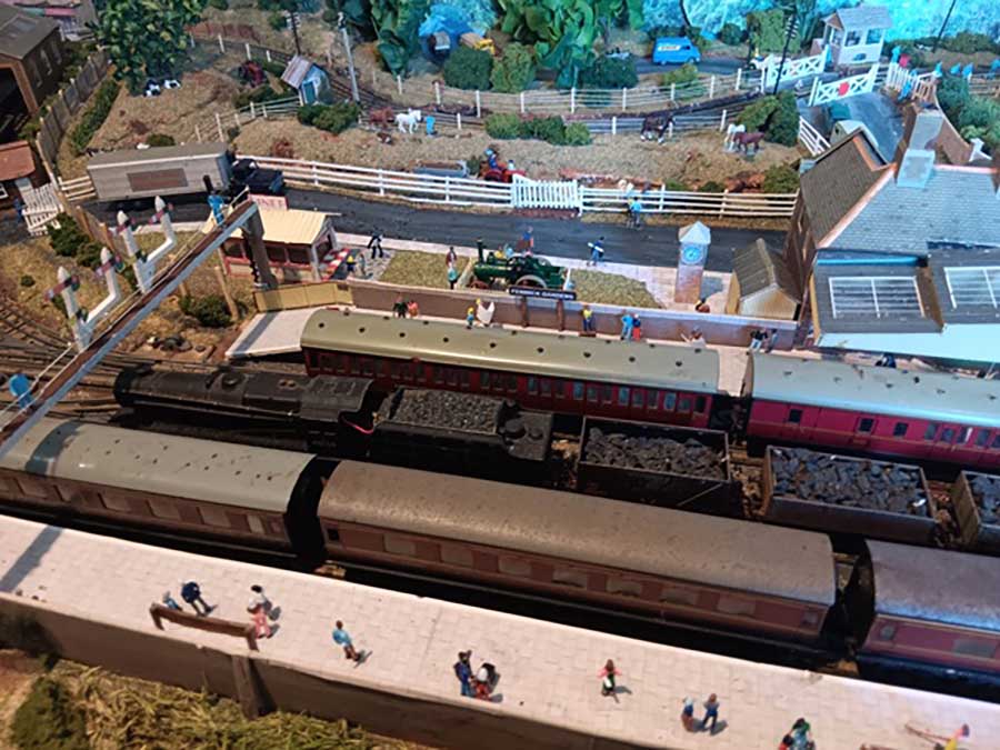 model train station
