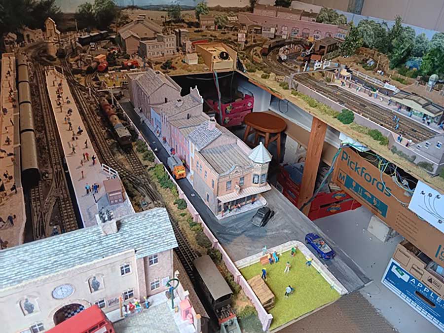 hornby dublo layout