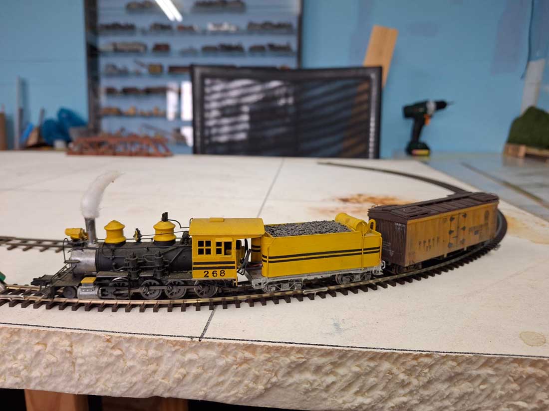C-16 2-8-0 locomotive model train
