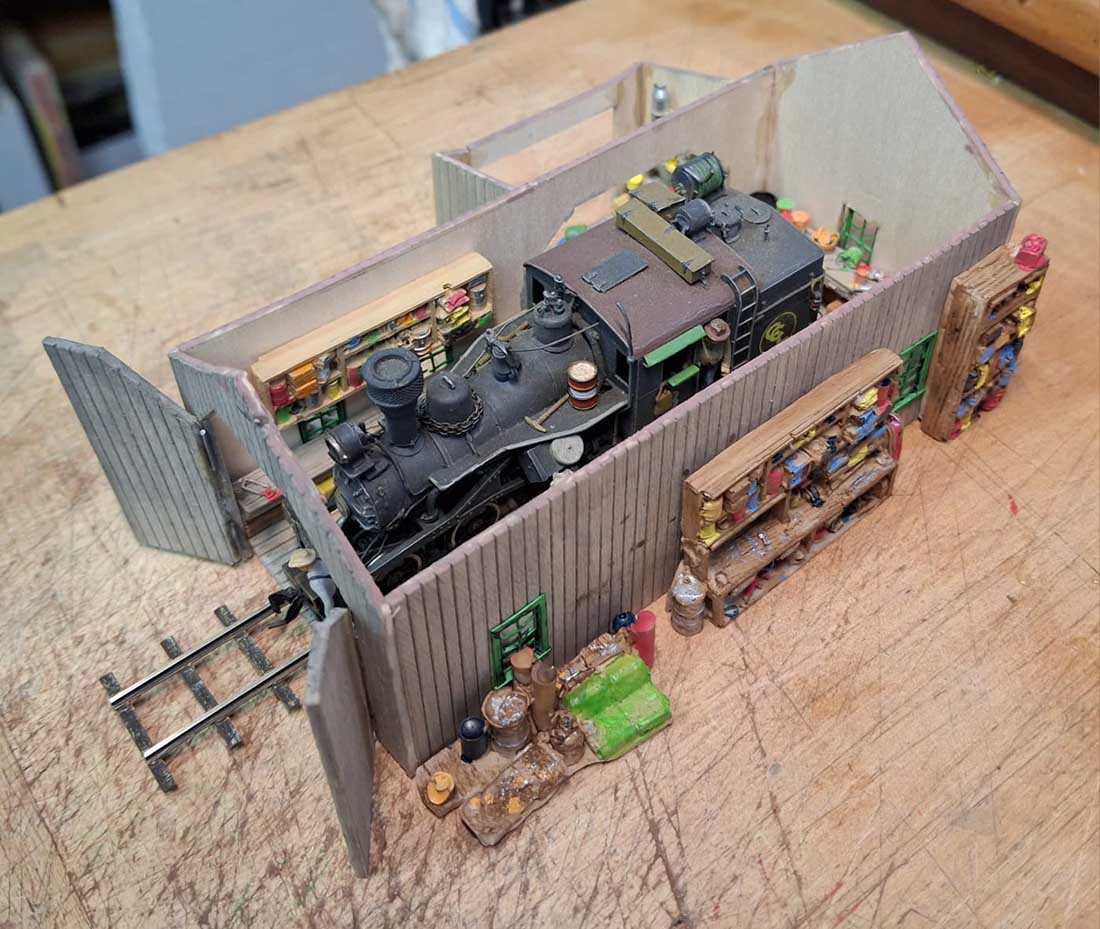 HO scale model train engine house
